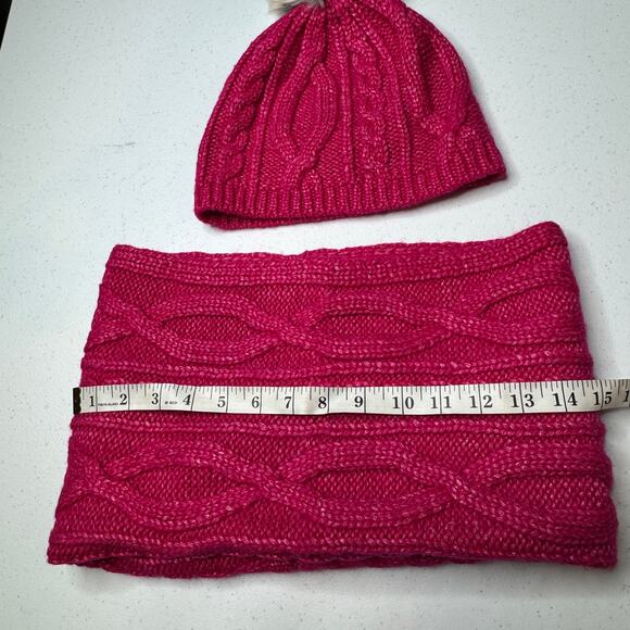 NWOT Banana Republic Infinity Scarf and Beanie Cap Pom Pom Hat Hot Vibrant Pink - Picture 4 of 6